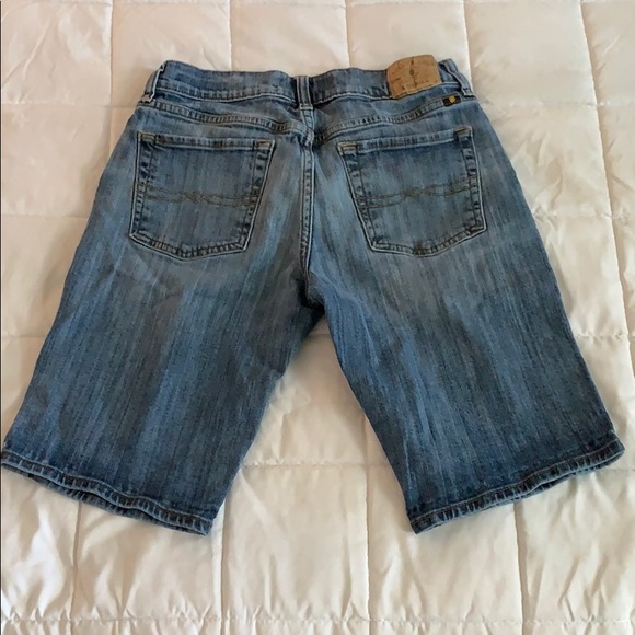 Shorts - Picture 2 of 3